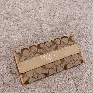 Coach wallet